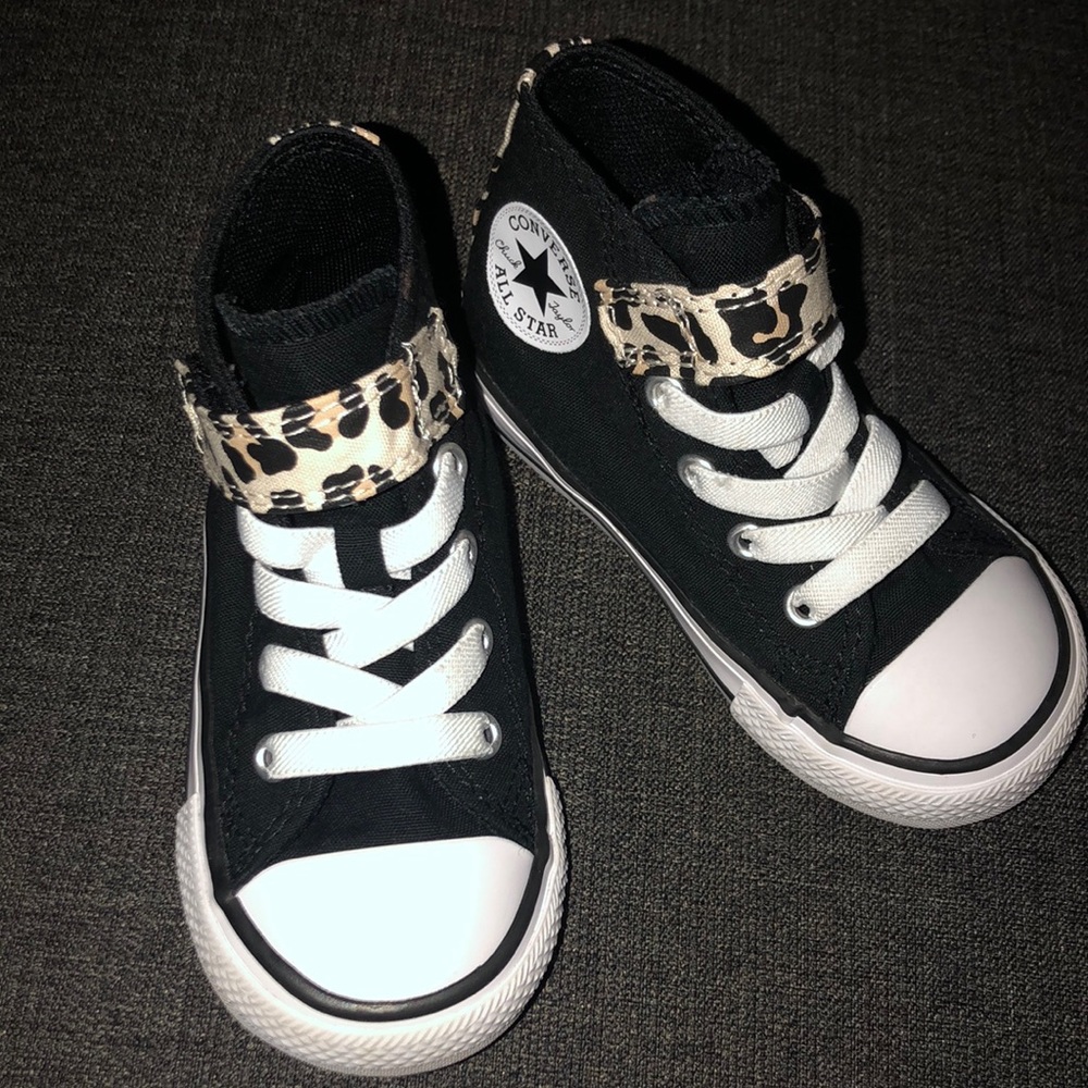 Like New! Toddler Converse High Top